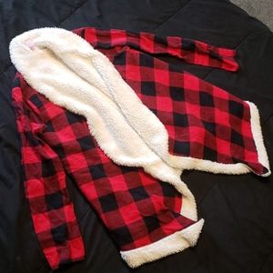 No Boundaries|| Buffalo Plaid L Cardigan